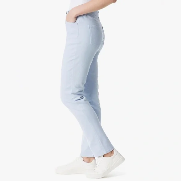 Gloria Vanderbilt Amanda Classic High Rise Tapered Jean Size 18W Dreamy Blue - Picture 2 of 8